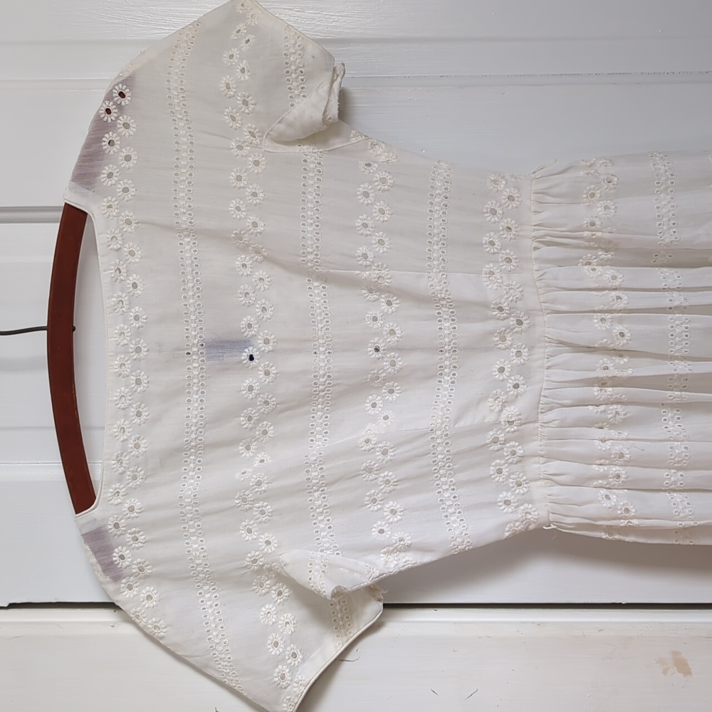 Beautiful Vintage Eyelet Jeanne d'arc dress